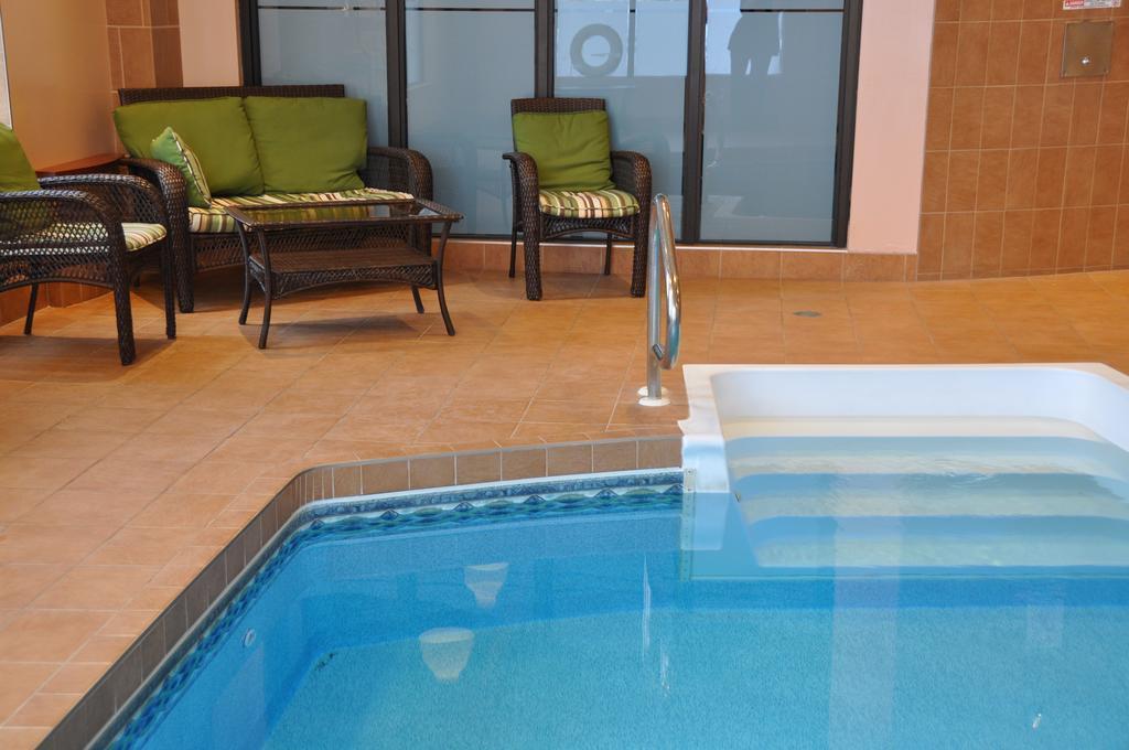 Quality Inn & Suites Леви Экстерьер фото