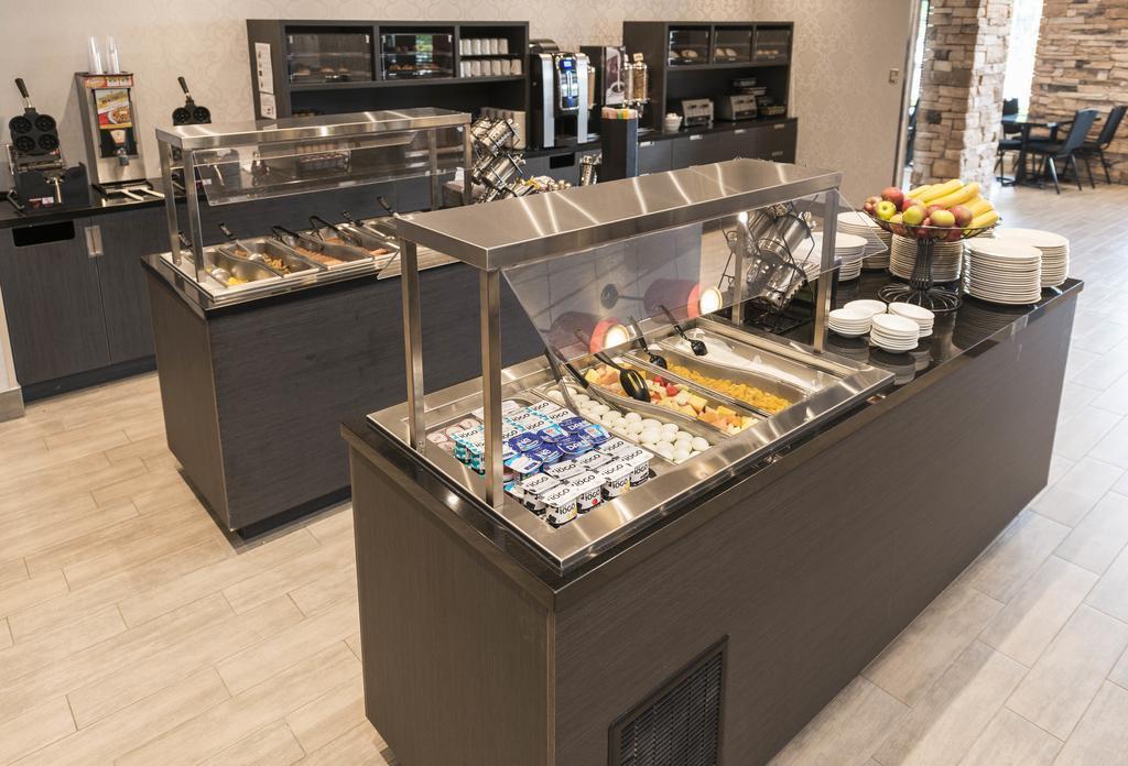 Quality Inn & Suites Леви Экстерьер фото