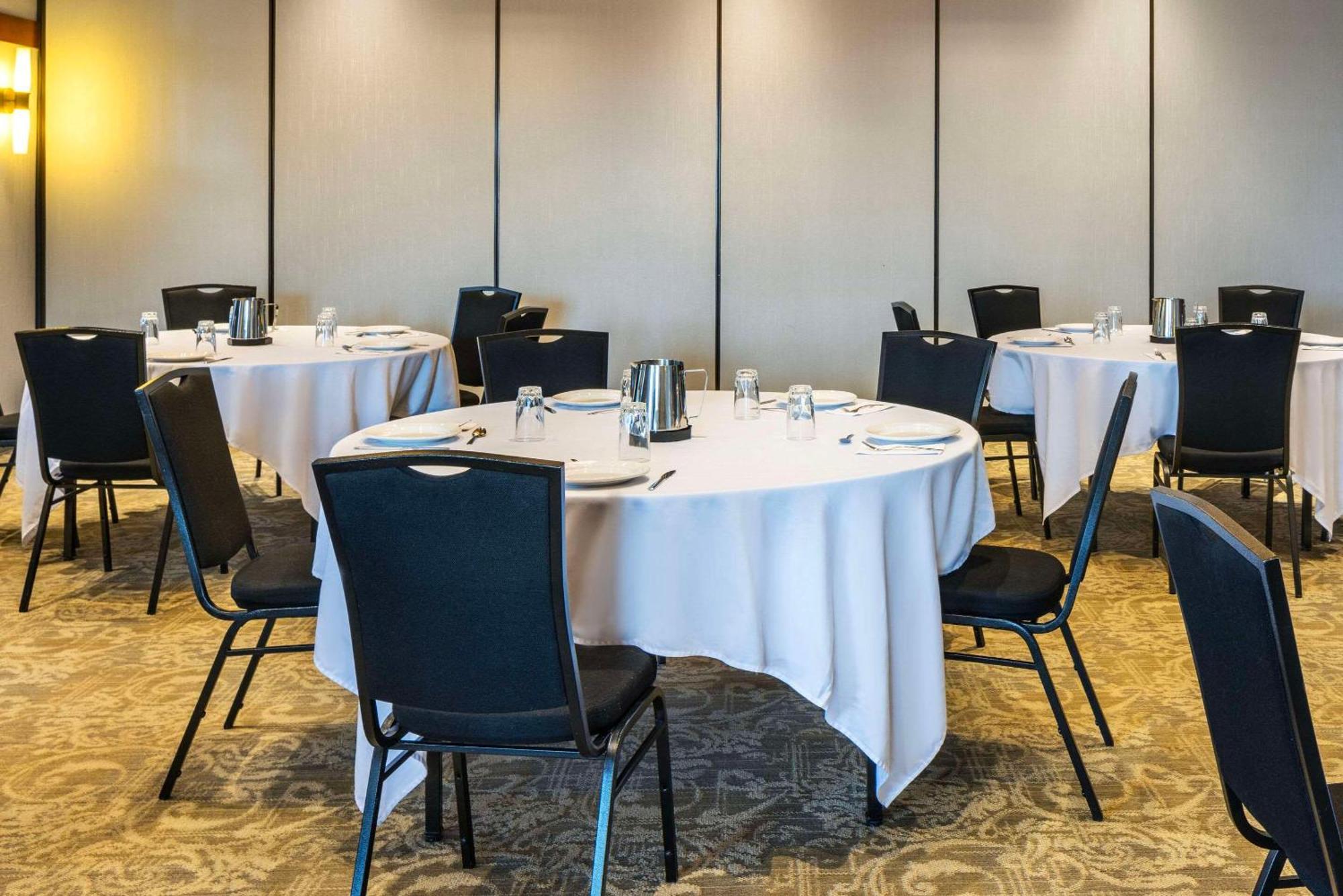 Quality Inn & Suites Леви Экстерьер фото