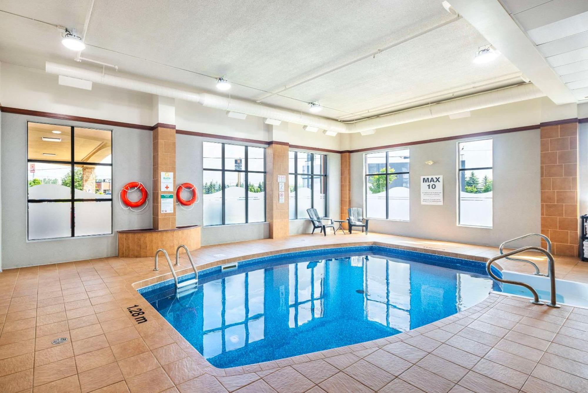 Quality Inn & Suites Леви Экстерьер фото