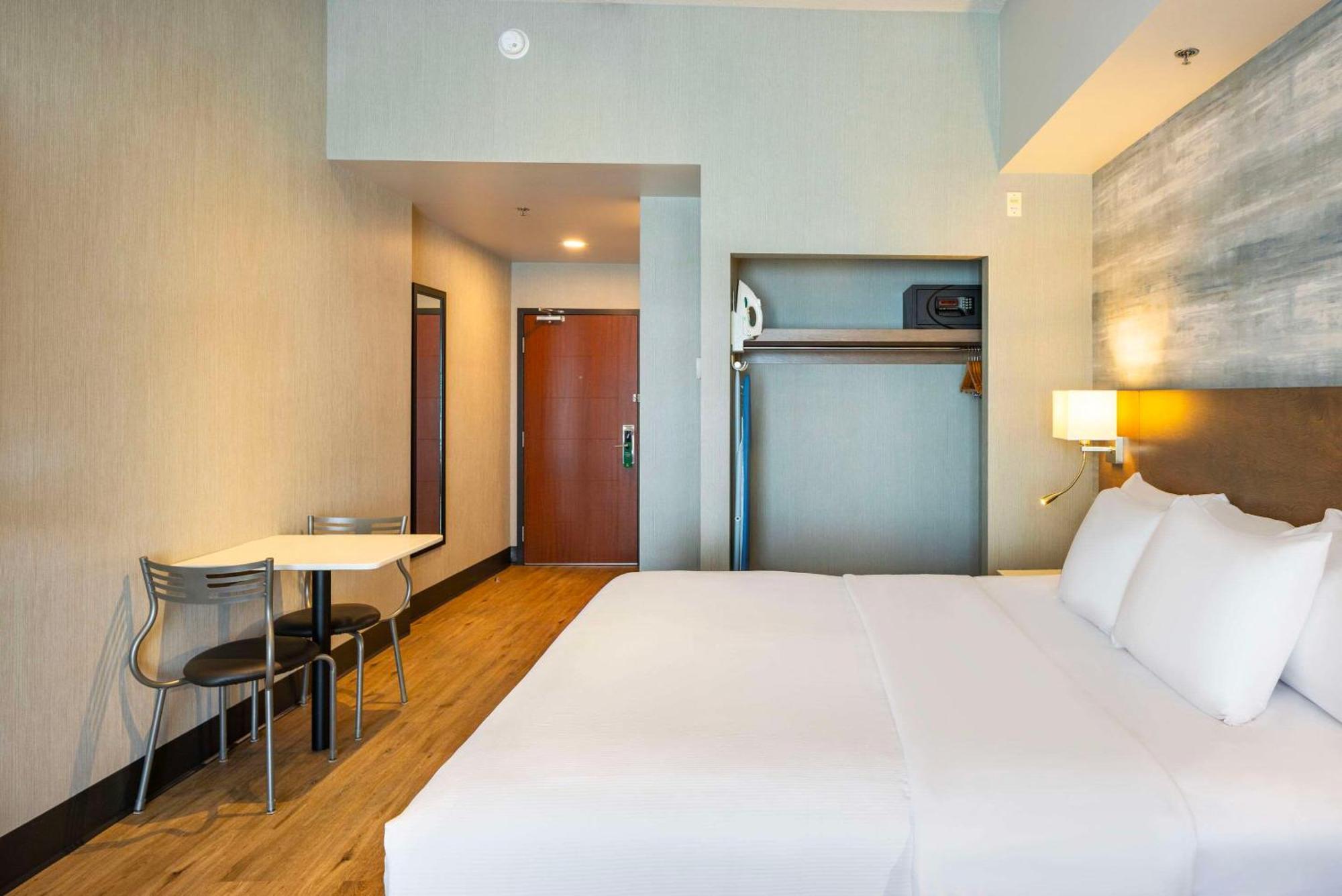 Quality Inn & Suites Леви Экстерьер фото